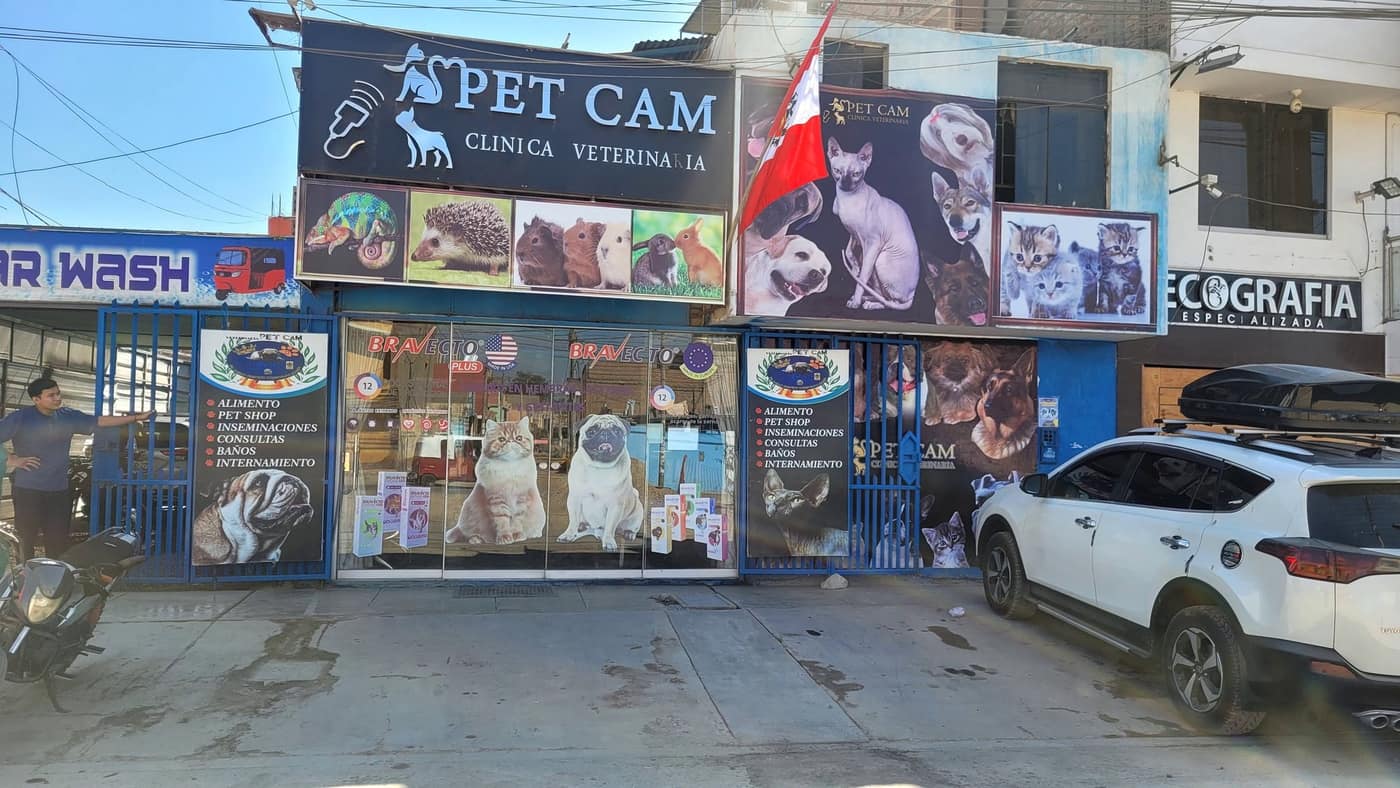 Fachada de la Clínica Veterinaria Pet Cam